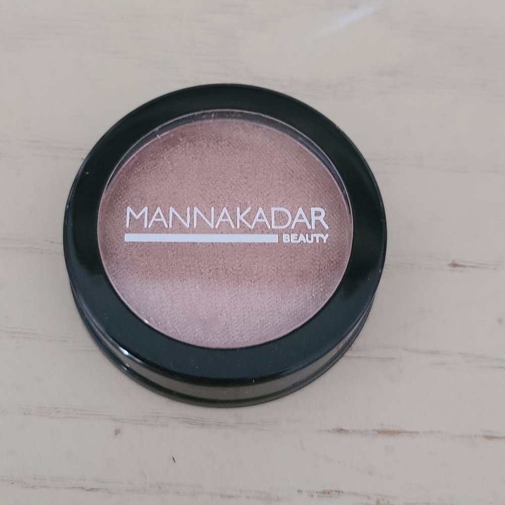 Eyeshadow Bundle - Picture 5 of 7